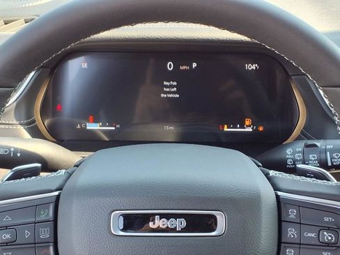 New 2025 Jeep Grand Cherokee L Limited w/ Luxury Tech Group II image 13