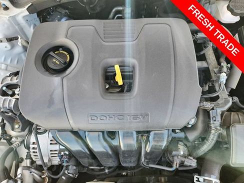 Used 2023 Kia Forte GT-Line w/ GT-Line Premium Package FWD image 32