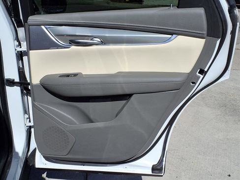 Certified 2023 Cadillac XT5 Premium Luxury image 12