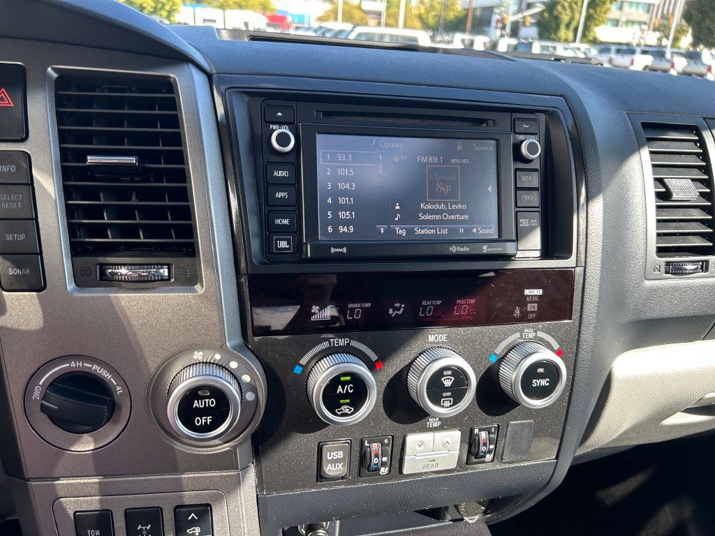 Certified 2016 Toyota Sequoia Platinum AWD/4WD image 21