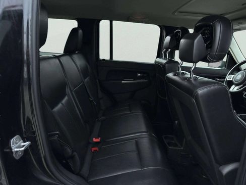 Used 2011 Jeep Liberty Limited w/ Sky's The Limit Group AWD/4WD image 18