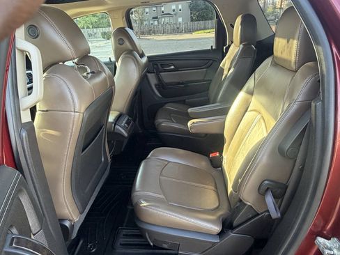 Used 2015 GMC Acadia SLT w/ Open Road Package FWD image 13