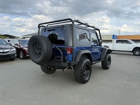 Used 2009 Jeep Wrangler Sahara w/ Dual Top Group AWD/4WD image 6