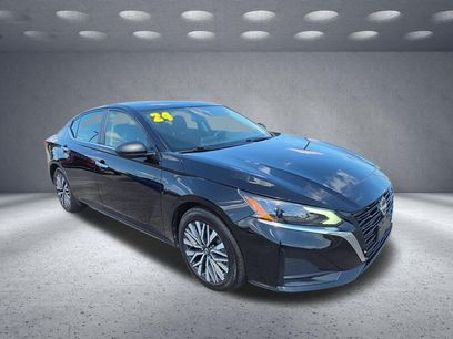 Used 2024 Nissan Altima 2.5 SV