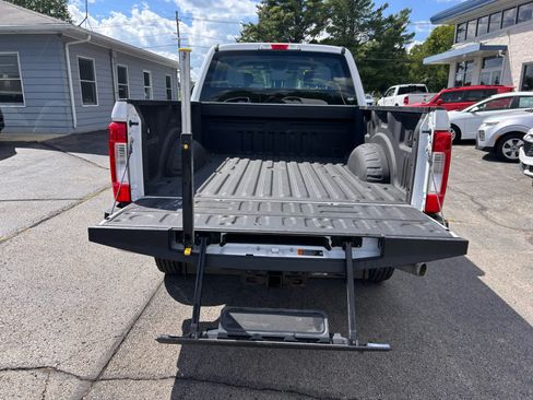 Used 2019 Ford F250 XL w/ Power Equipment Group AWD/4WD image 24