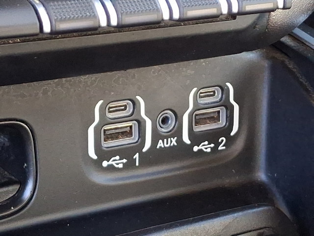 Used 2020 RAM 1500 Big Horn AWD/4WD image 18