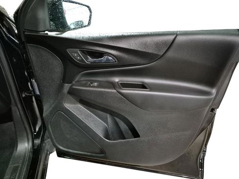 Used 2023 Chevrolet Equinox LT FWD image 19