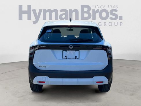 New 2026 Nissan Kicks S FWD image 4