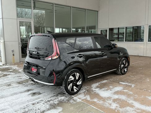 Used 2023 Kia Soul GT-Line image 22
