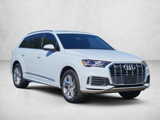 Used 2023 Audi Q7 2.0T Premium w/ Convenience Package AWD/4WD image 3