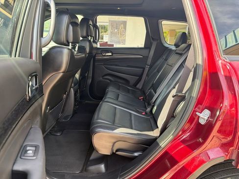 Used 2019 Jeep Grand Cherokee High Altitude image 16