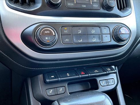 Used 2016 GMC Canyon SLT w/ Driver Alert Package RWD image 35