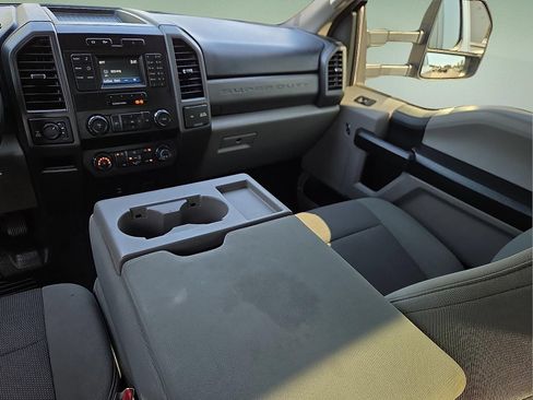 Used 2019 Ford F250 XL w/ XL Value Package AWD/4WD image 12