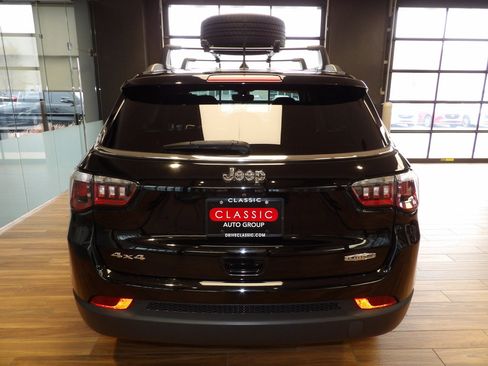 Used 2018 Jeep Compass Latitude w/ Cold Weather Group image 7