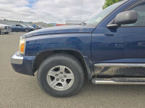 Used 2005 Dodge Dakota Laramie w/ Trailer Tow Group AWD/4WD image 20