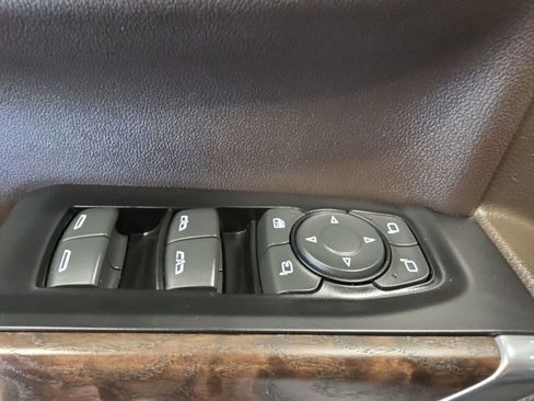 Used 2019 GMC Sierra 1500 Denali w/ Denali Ultimate Package AWD/4WD image 22