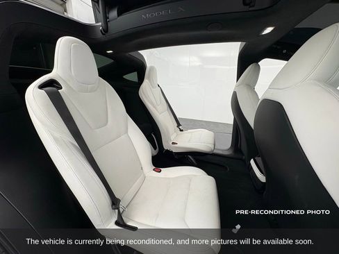 Used 2023 Tesla Model X image 15