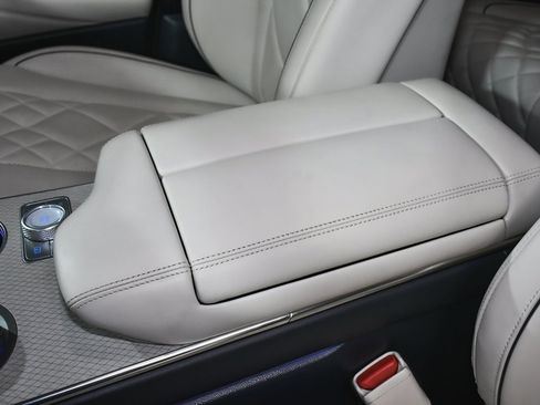 Used 2025 Genesis GV80 3.5T Prestige image 55