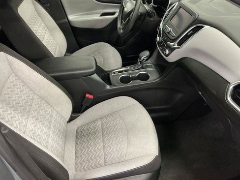 Used 2024 Chevrolet Equinox LS w/ LS Convenience Package AWD/4WD image 12