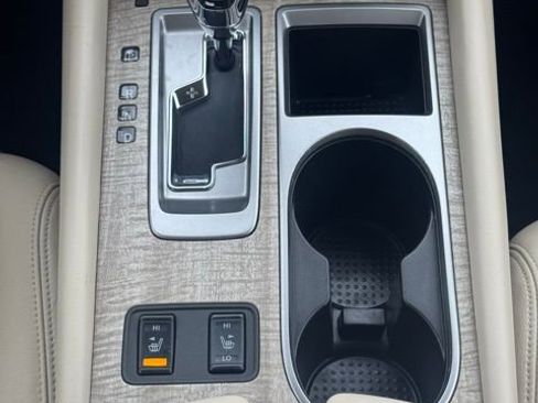 Used 2024 Nissan Murano SL image 14