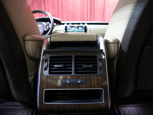 Used 2019 Land Rover Range Rover Sport HSE image 15