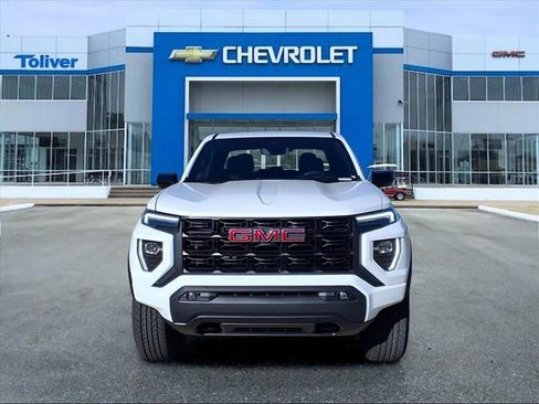 New 2026 GMC Canyon Elevation w/ Convenience Package image 3