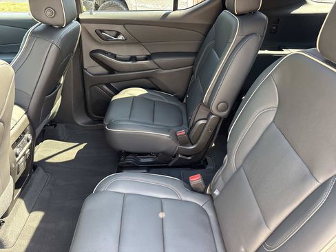 Used 2023 Chevrolet Traverse Premier w/ Redline Edition FWD image 33