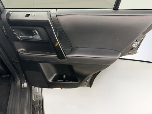 Used 2024 Toyota 4Runner TRD Off-Road Premium image 30