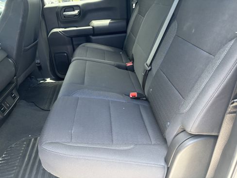Used 2025 Chevrolet Silverado 1500 Custom Trail Boss w/ LPO, Dark Essentials Package AWD/4WD image 9