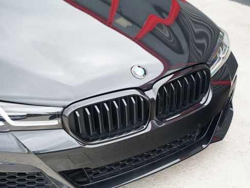 Used 2021 BMW M550i xDrive w/ Executive Package AWD/4WD image 4