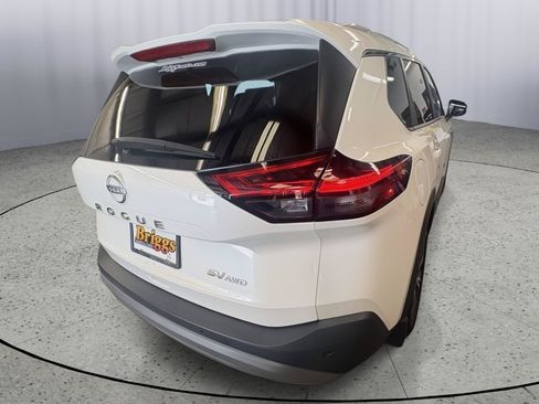 Used 2023 Nissan Rogue SV w/ SV Premium B Package AWD/4WD image 4