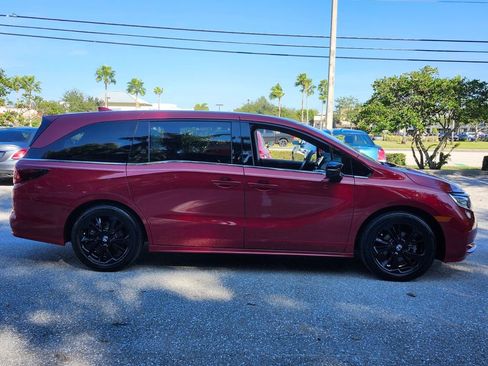 Certified 2024 Honda Odyssey Sport image 16