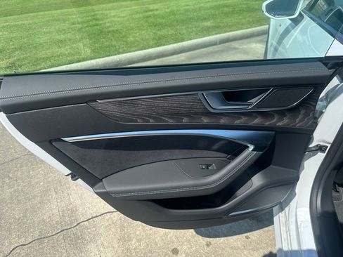 New 2025 Audi A7 3.0T Prestige image 17