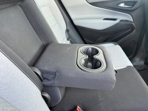 Used 2023 Chevrolet Equinox LS w/ LS Convenience Package FWD image 11