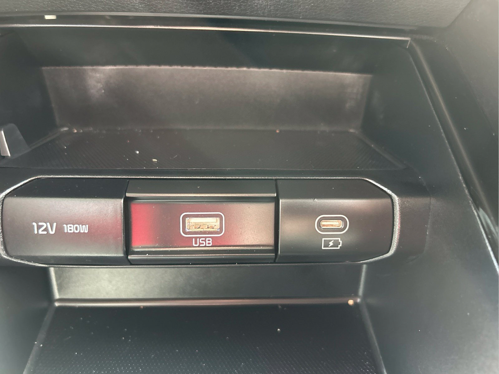 Used 2025 Kia Telluride LX FWD image 32