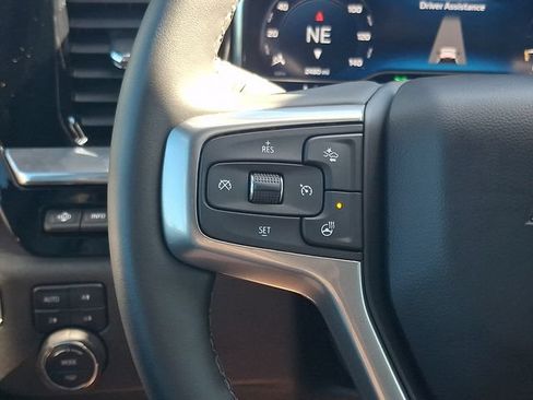 Certified 2025 Chevrolet Silverado 2500 LTZ w/ LTZ Convenience Package AWD/4WD image 23