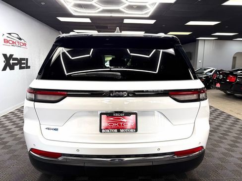 Used 2022 Jeep Grand Cherokee Limited 4xe AWD/4WD image 12