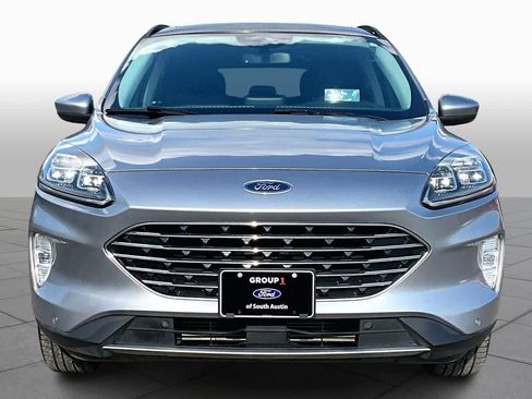 Certified 2022 Ford Escape Titanium w/ Titanium Elite Package AWD/4WD image 4