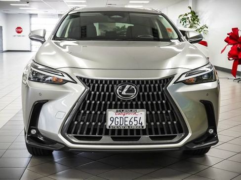 Certified 2024 Lexus NX 250 FWD image 4