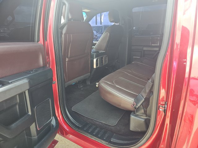 Used 2015 Ford F150 Platinum w/ Equipment Group 701A Luxury AWD/4WD image 6