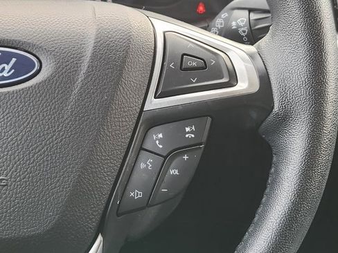 Used 2024 Ford Edge SEL image 29