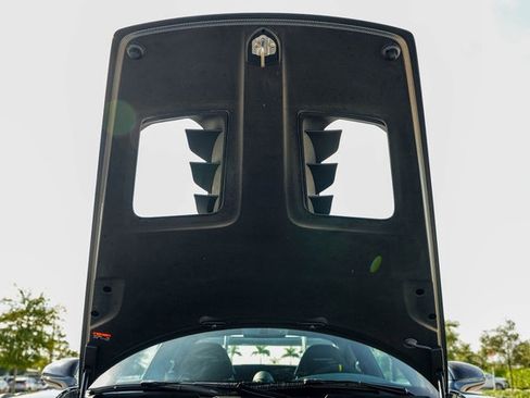 Used 2025 Porsche 911 GT3 RS image 75