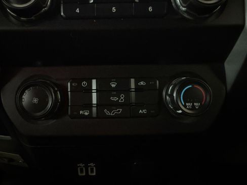 Used 2019 Ford F150 XLT w/ Equipment Group 301A Mid AWD/4WD image 32