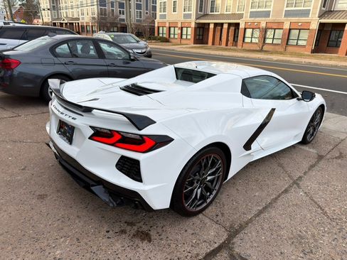 Used 2024 Chevrolet Corvette Stingray Preferred Conv w/ Z51 Performance Package image 7