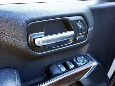 Used 2019 GMC Sierra 1500 SLT w/ SLT Premium Plus Package image 28