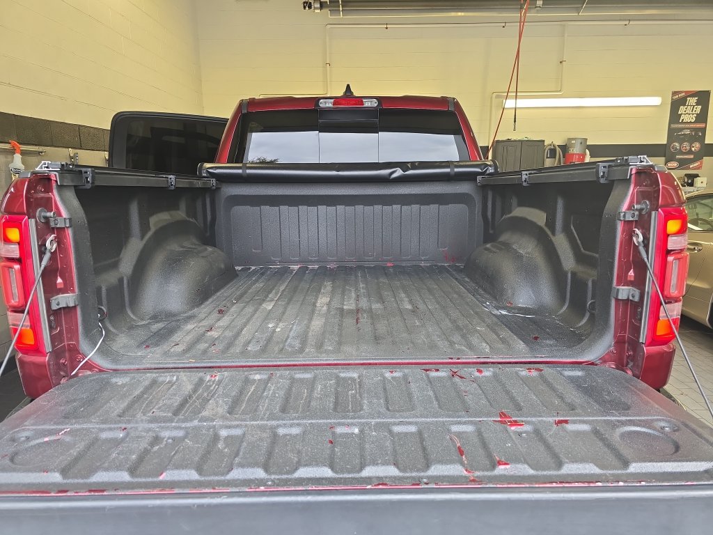 Used 2023 RAM 1500 Laramie AWD/4WD image 14