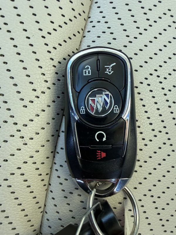 Used 2023 Buick Encore GX Essence w/ Experience Buick Package FWD image 48