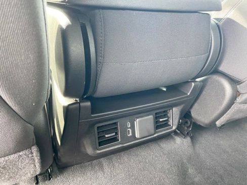 Certified 2025 Chevrolet Silverado 1500 LT image 20