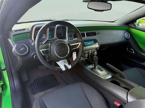 Used 2010 Chevrolet Camaro LT RWD image 9