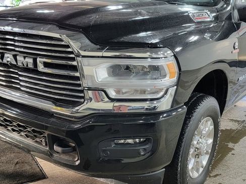Used 2023 RAM 3500 Laramie AWD/4WD image 9